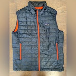 Patagonia Men's Black and Orange Puffer Vest